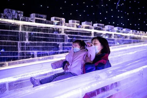 親子度假旅游(哈爾濱冰雪嘉年華怎么樣)